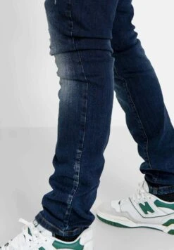 SIXTH JUNE Holed - Slim Fit Jeans - Dark Blue -Jack and Jones Verkoopwinkel 9158b40f88f94eed829b88d9c9536bba