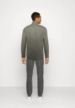 Only & Sons Onsarlo- Overhemd - Olive Night 9 Only & Sons Onsarlo- Overhemd - Olive Night -Jack and Jones Verkoopwinkel 965ed98fb7ee4edc90a58a33908d7bd0