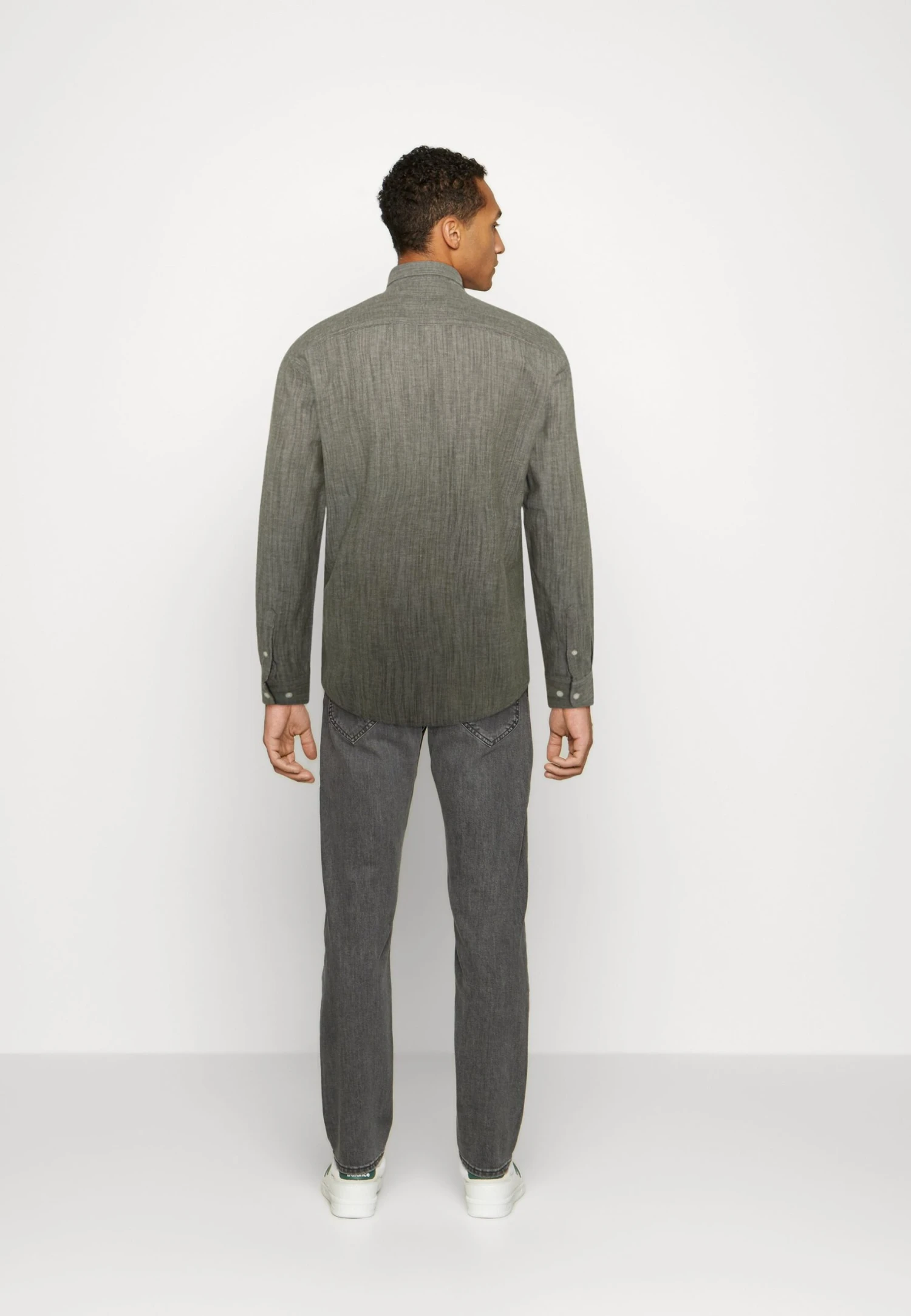 Only & Sons Onsarlo- Overhemd - Olive Night 5 Only & Sons Onsarlo- Overhemd - Olive Night - Afbeelding 3