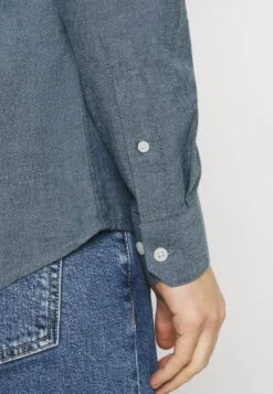 Farah Steen - Overhemd - Bluebell 14 Farah Steen - Overhemd - Bluebell -Jack and Jones Verkoopwinkel 96a06b6fa60442b786c2226f5840a641