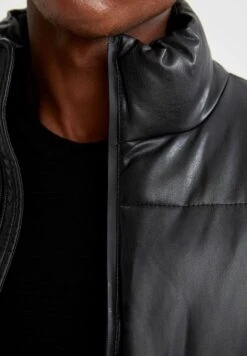 Defacto - Winterjas - Black 12 Defacto - Winterjas - Black -Jack and Jones Verkoopwinkel 97d0d9e54f0a48058e10422f707ff60b