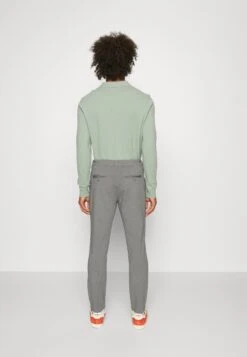 Only & Sons Onsmark Tap Crop Pant - Chino - Medium Grey Melange -Jack and Jones Verkoopwinkel 9a3c04cfe547442fa9b221d19a78843d