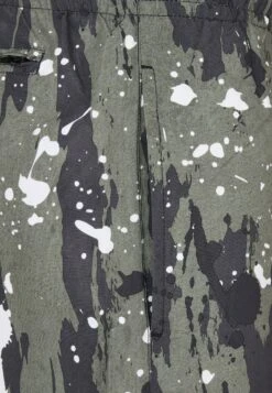 URBAN CLASSICS Pattern - Zwemshorts - White Dot Camo Aop 13 URBAN CLASSICS Pattern - Zwemshorts - White Dot Camo Aop -Jack and Jones Verkoopwinkel 9a82fb4e50e640d1a6bec78b76e5c7ba