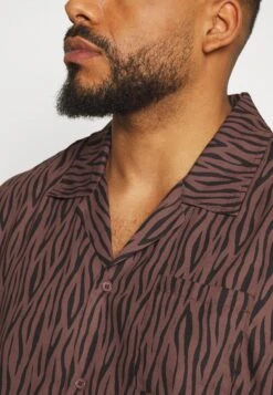 William Short Sleeved Shirt - Overhemd - Brown -Jack and Jones Verkoopwinkel 9abaf965f70d4ce5964c14e5dbbb38dd