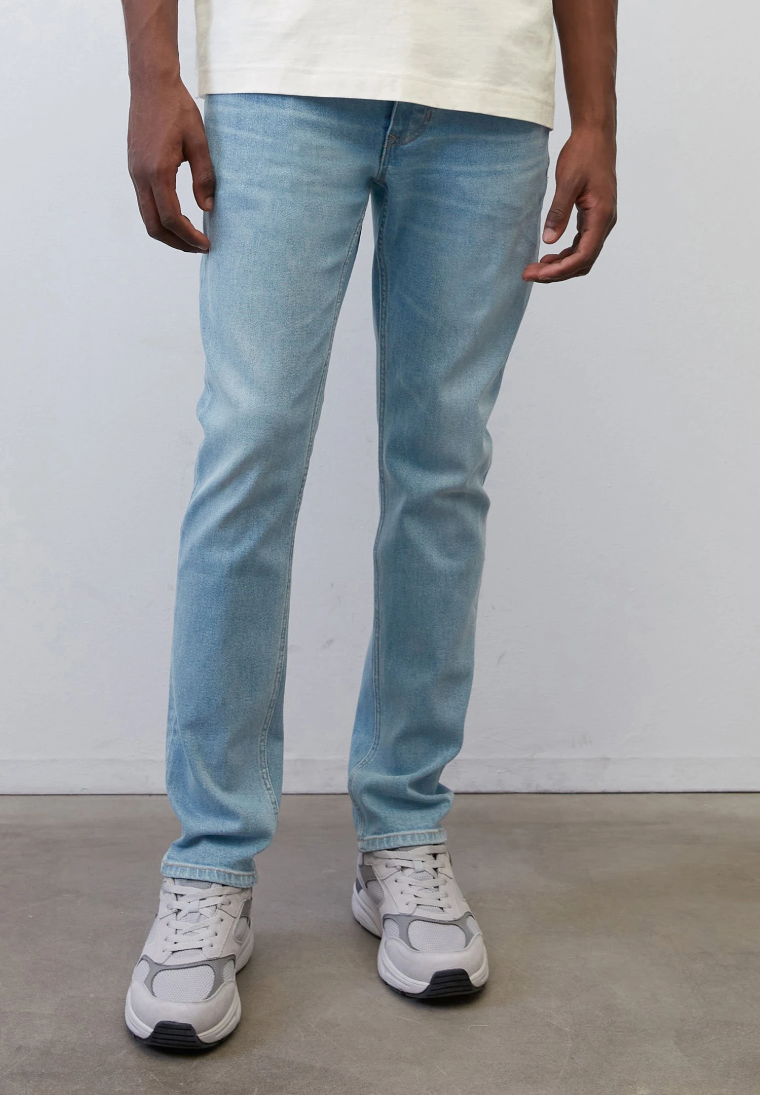 Marc O'Polo Sjöbo Shaped - Straight Leg Jeans - Light Blue Wash 4 Marc O'Polo Sjöbo Shaped - Straight Leg Jeans - Light Blue Wash - Afbeelding 2