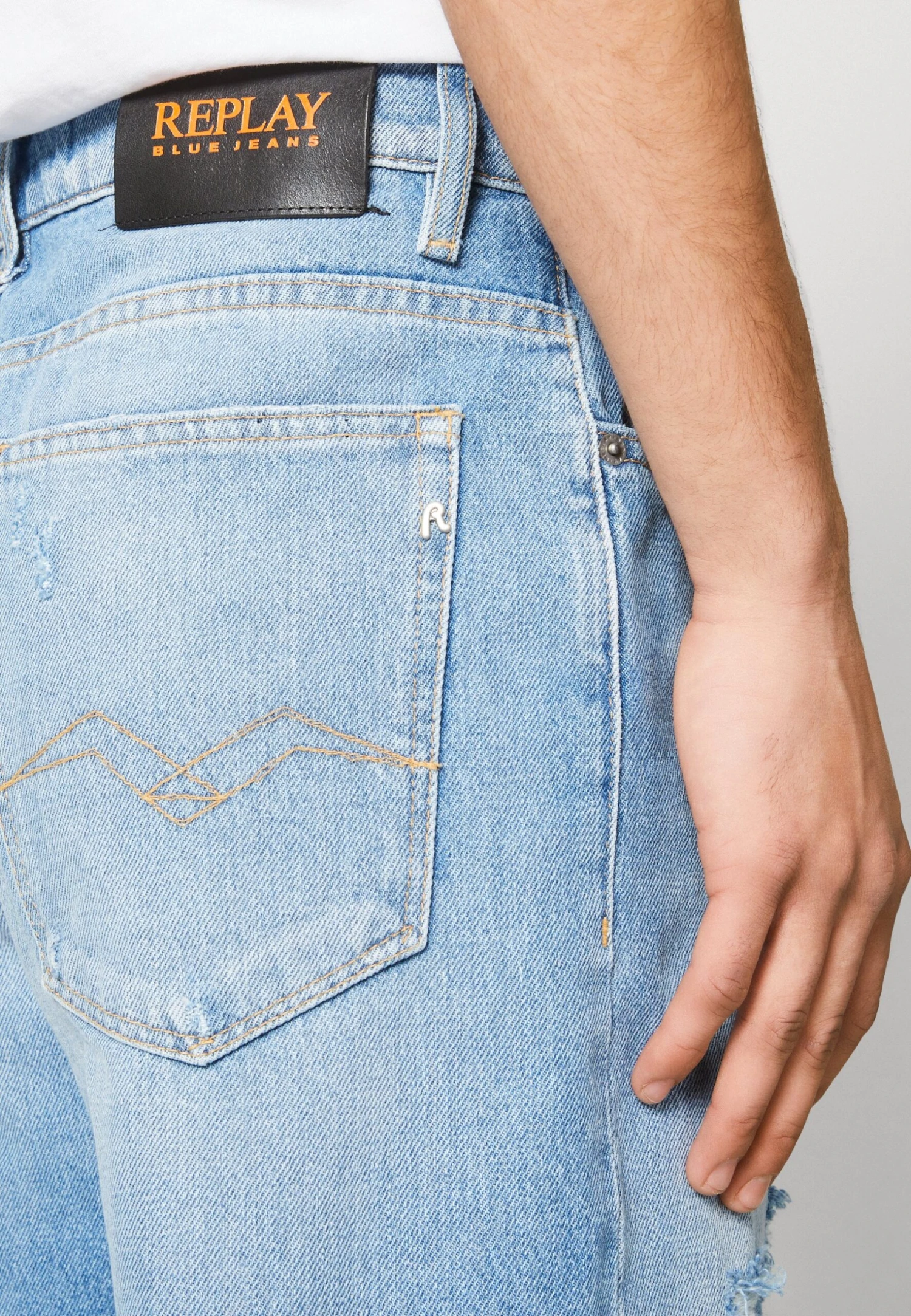 Replay Relaxed Fit Jeans - Medium Blue 6 Replay Relaxed Fit Jeans - Medium Blue - Afbeelding 4