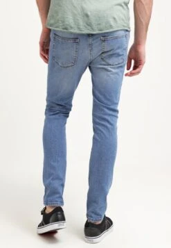 Pier One Slim Fit Jeans - Light Blue Denim -Jack and Jones Verkoopwinkel 9ce69a79e7f24d82919ce673ea1c8949