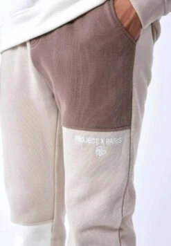 Bas Tricolore- Trainingsbroek - Beige -Jack and Jones Verkoopwinkel 9e17cffeb43e4b1d9880ddf9df80d009