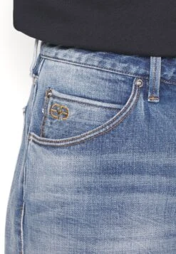 Emporio Armani Pockets Pant - Straight Leg Jeans - Denim Blu 15 Emporio Armani Pockets Pant - Straight Leg Jeans - Denim Blu -Jack and Jones Verkoopwinkel 9e314de8d800400b9252432a876fb68e