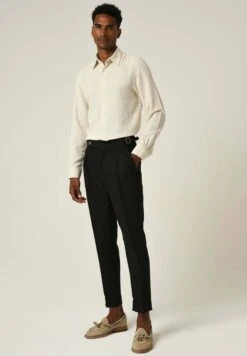 High Waist Pleated With Buckle Belt Detail - Chino - Black -Jack and Jones Verkoopwinkel 9e4f356a1fad46c3b132e6139b56eb46