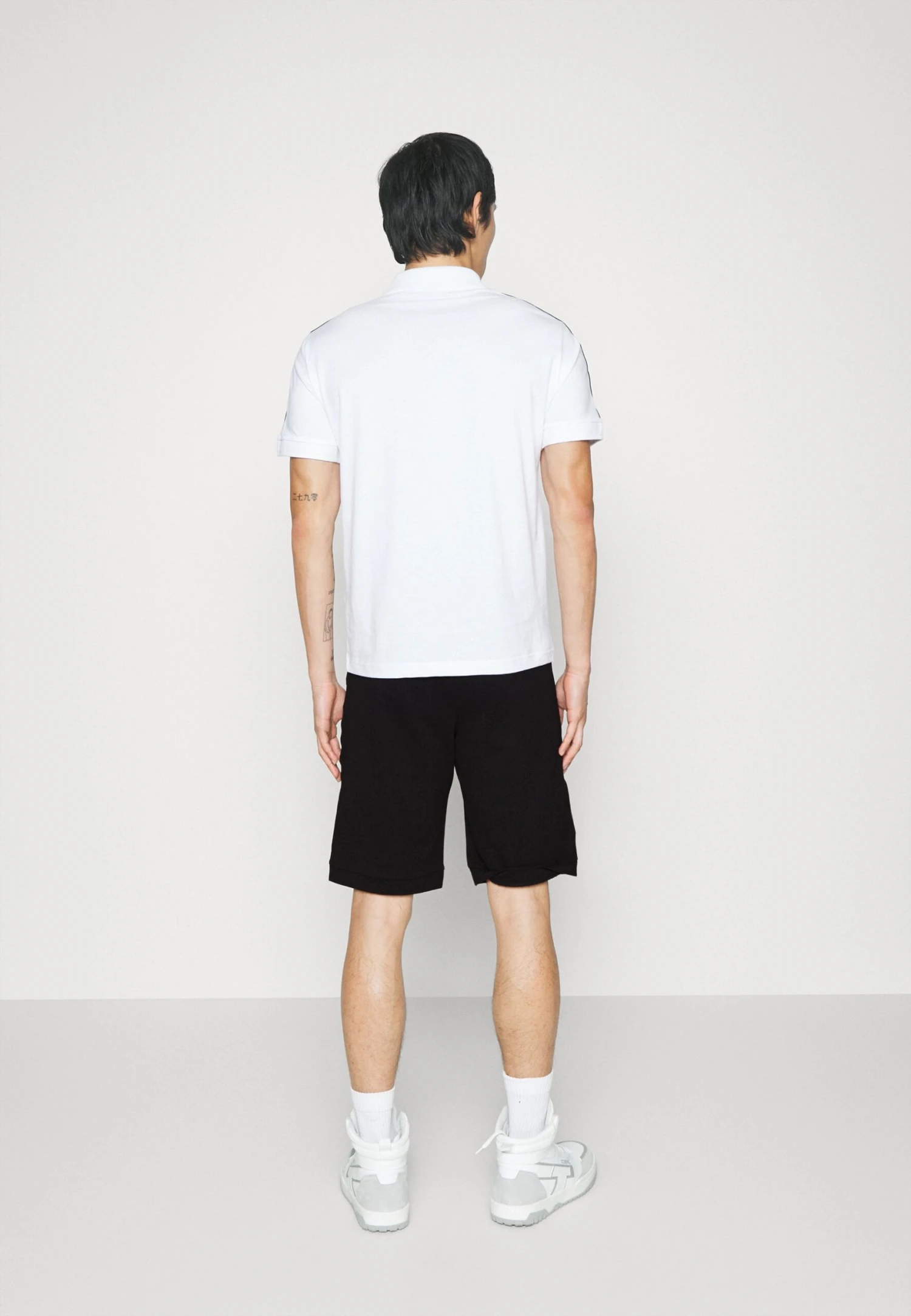 EA7 Emporio Armani Bermuda - Shorts - Black 5 EA7 Emporio Armani Bermuda - Shorts - Black - Afbeelding 3