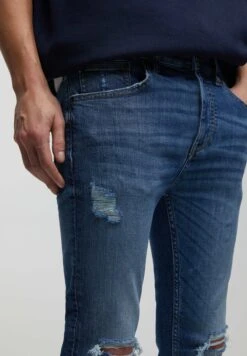 PULL & BEAR Ripped - Slim Fit Jeans - Dark Blue 10 PULL & BEAR Ripped - Slim Fit Jeans - Dark Blue -Jack and Jones Verkoopwinkel 9f4ced8b7b6e4a3dbc8d2e3fc63f15fe