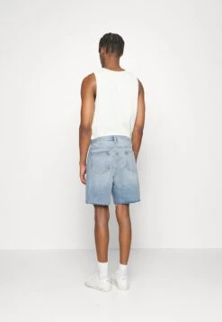 FRAME The Boxy Short - Jeansshort - Blue Denim -Jack and Jones Verkoopwinkel a0f531ce4eac49fd91079434cb0ccbc4