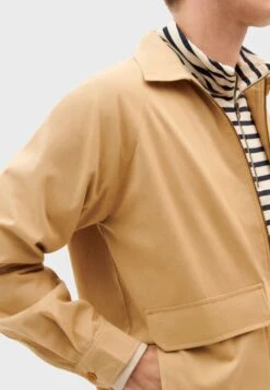 Thinking Mu Dragonfly - Lichte Jas - Beige 11 Thinking Mu Dragonfly - Lichte Jas - Beige -Jack and Jones Verkoopwinkel a16bce5dd4e24c9aa109e7b6a3f4a16c