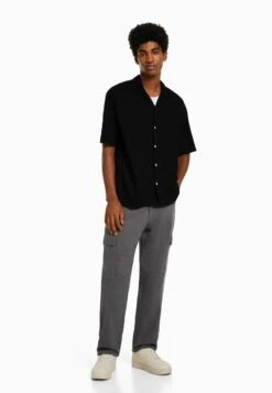 BERSHKA Rustic Short Sleeve - Overhemd - Black