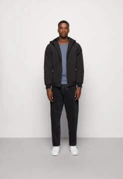 Only & Sons Damian Cs Otw - Jas - Black 9 Only & Sons Damian Cs Otw - Jas - Black -Jack and Jones Verkoopwinkel a3e304ff93a84a2cac1ba0796b9ddffd