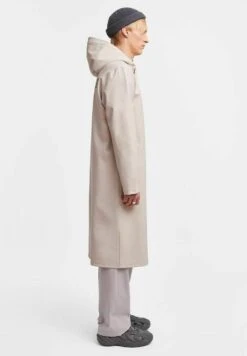 Stutterheim Stockholm Long Print - Regenjas - Light Sand -Jack and Jones Verkoopwinkel a4aa78b889d248758164e936fe5e3209
