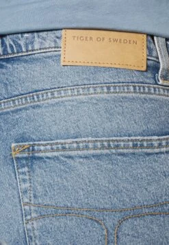 Tiger Of Sweden Pistolero - Slim Fit Jeans - Medium Blue -Jack and Jones Verkoopwinkel a5157cc2dffd4690b5a461b9dbd18290