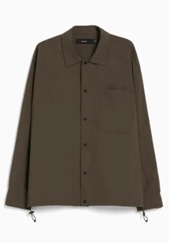 BERSHKA Long Sleeve Technical -Parachute- Overhemd - Brown -Jack and Jones Verkoopwinkel a5ed6201e6144c368805585b4442a3ed