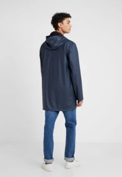 Stutterheim Stockholm - Parka - Navy 10 Stutterheim Stockholm - Parka - Navy -Jack and Jones Verkoopwinkel a6359fa1555240c1a976789489dc9240