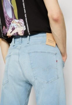 Replay Anbass Pants Hyperflex Original - Slim Fit Jeans - Light Blue 11 Replay Anbass Pants Hyperflex Original - Slim Fit Jeans - Light Blue -Jack and Jones Verkoopwinkel a87d9623ce7d47e5806896b85817f3ef