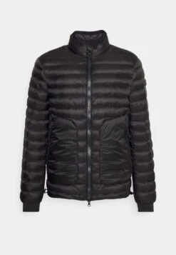 PEUTEREY Onizuka Rug - Jas - Schwarz -Jack and Jones Verkoopwinkel a89664bef4dd4ca99891c38735fe6d1c