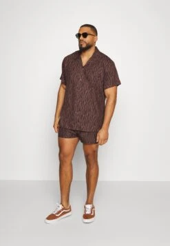 William Short Sleeved Shirt - Overhemd - Brown -Jack and Jones Verkoopwinkel aa48acbf4eec4cacaf0524e9f5d60e68