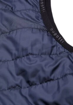 Bugatti Modern Fit - Bodywarmer - Marine -Jack and Jones Verkoopwinkel aa7793a569794961b5c01ec6ca5044ce