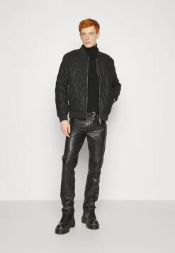 Antony Morato Coat Regular Fit In Compound Fabric CrumpledEffect With Eco Padding Sorona Aura - Leren Jas - Black -Jack and Jones Verkoopwinkel ac0739009651467a9c528f8752225a3c