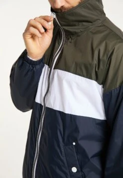 Dreimaster Boundry - Lichte Jas - Dunkeloliv Nachtblau 10 Dreimaster Boundry - Lichte Jas - Dunkeloliv Nachtblau -Jack and Jones Verkoopwinkel acd297dfe950458984a5ec84c25712db