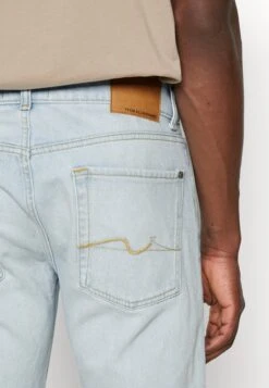 7 For All Mankind The Straight Breezy - Straight Leg Jeans - Light Blue -Jack and Jones Verkoopwinkel ad1d22add3d341cdab82d41688869ea5