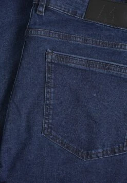 Matinique Mapete- Straight Leg Jeans - Blue Denim -Jack and Jones Verkoopwinkel b136721161fe43a1b2685ac62affc7a4