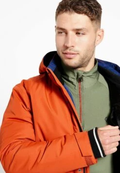 Next Dare 2B X Reach The Peak- Winterjas - Orange -Jack and Jones Verkoopwinkel b1e5f5c4dffb41c7935e61f10f22430f