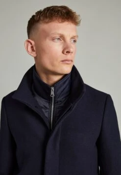 Matinique Maharvey - Winterjas - Dark Navy 13 Matinique Maharvey - Winterjas - Dark Navy -Jack and Jones Verkoopwinkel b3227bcf6d58478aafdb12fb6a30b932