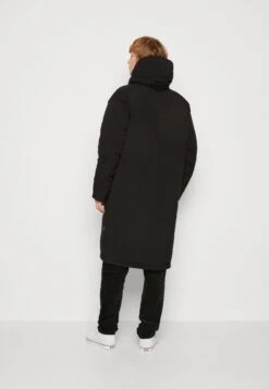 Revolution Long City Puffer - Winterjas - Black -Jack and Jones Verkoopwinkel b3586ea6161a405497942617b6fd729b