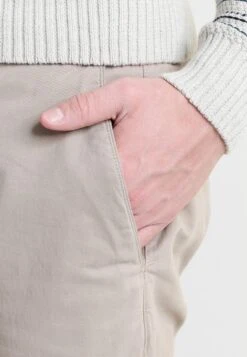 Marc O'Polo Malmö - Chino - Soybean -Jack and Jones Verkoopwinkel b445cb896c054ae5883a4b98f9fdb199