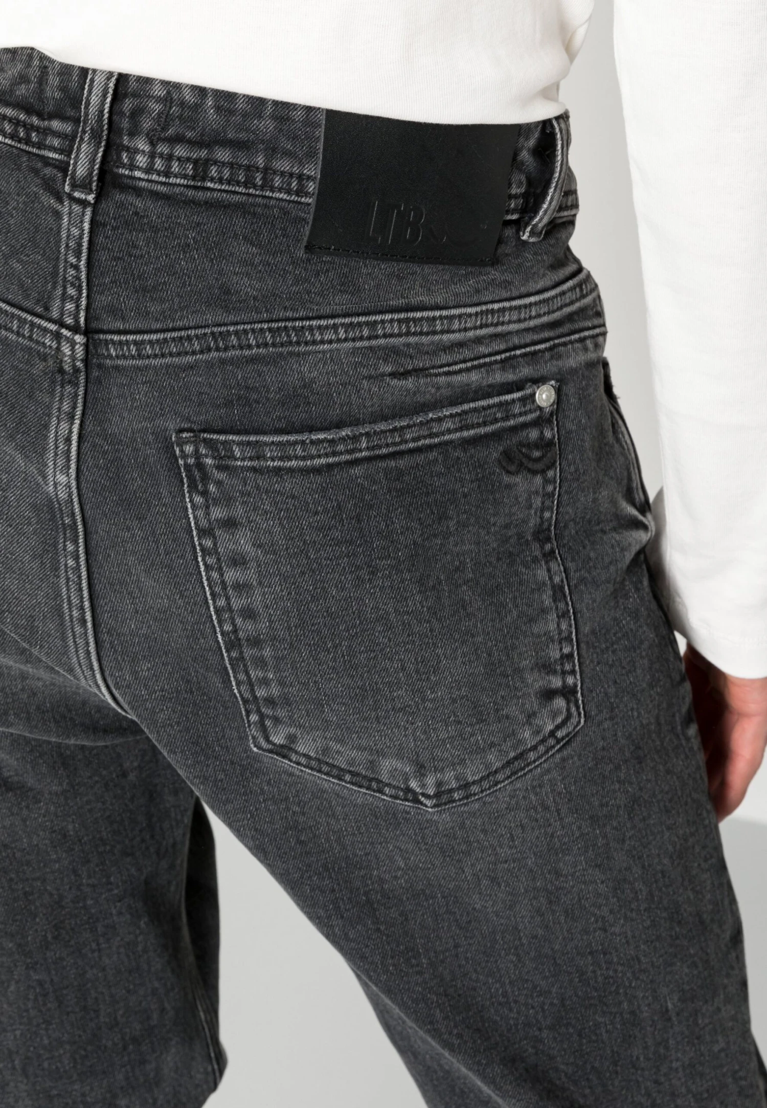 LTB Henry - Straight Leg Jeans - Lennard Wash 7 LTB Henry - Straight Leg Jeans - Lennard Wash - Afbeelding 5