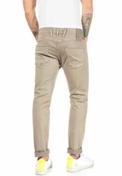Replay M914Y 000 8366197 - Straight Leg Jeans - Sand -Jack and Jones Verkoopwinkel b758ba6d5eda4fbc9af6e33a36c20556