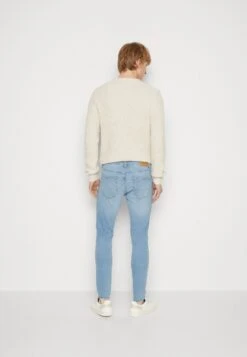 Only & Sons Onswarp- Jeans Skinny Fit - Light Blue Denim 10 Only & Sons Onswarp- Jeans Skinny Fit - Light Blue Denim -Jack and Jones Verkoopwinkel b75990d3ae3e4194a304a3387b6dd2ae