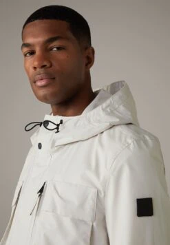 Strellson Parka - Offwhite -Jack and Jones Verkoopwinkel b81fa0a26fe44a6bb2065804e2e6a3ec