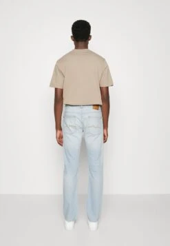 7 For All Mankind The Straight Breezy - Straight Leg Jeans - Light Blue -Jack and Jones Verkoopwinkel bb8b04e49d07460a9cc6366b52912ab0