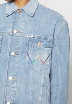 Wrangler Anti Fit Jacket - Spijkerjas - Light Blue -Jack and Jones Verkoopwinkel bbd844d206cf492eba41ca1684bcc15a