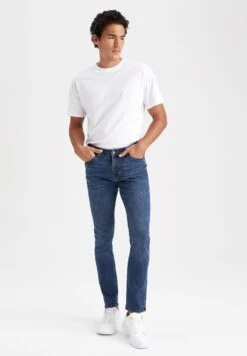 DeFacto Pedro - Slim Fit Jeans - Blue -Jack and Jones Verkoopwinkel bda71d09e48b4595a7bc09de3e48bb22