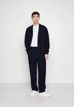 Libertine-Libertine Agency - Broek - Dark Navy -Jack and Jones Verkoopwinkel be172febf38e4a74bc2220576168f973