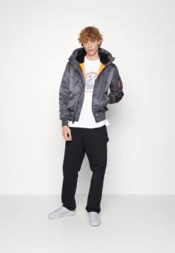 Alpha Industries Hooded - Jas - Vintage Grey -Jack and Jones Verkoopwinkel bf203840d0384da5a46a1e5402422c7b