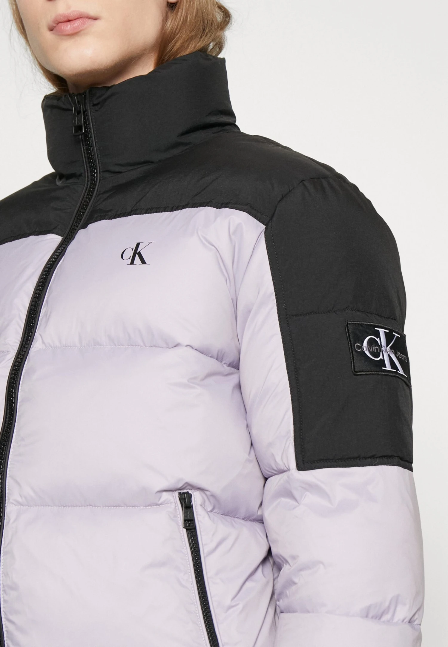 Calvin Klein Jeans Blocking Puffer Jacket - Winterjas - Lavender Aura 8 Calvin Klein Jeans Blocking Puffer Jacket - Winterjas - Lavender Aura - Afbeelding 6