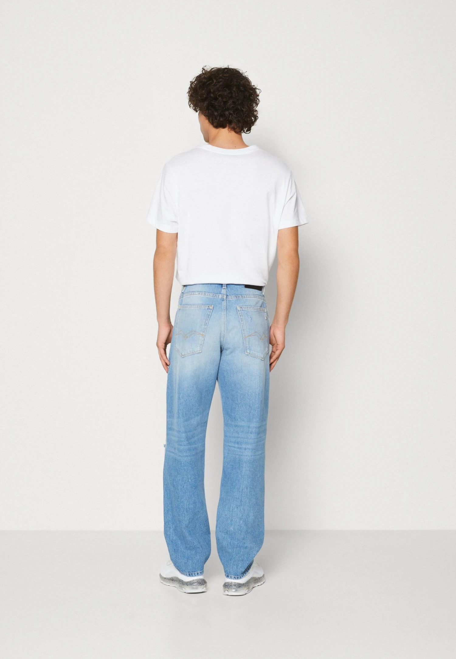 Replay Relaxed Fit Jeans - Medium Blue 5 Replay Relaxed Fit Jeans - Medium Blue - Afbeelding 3
