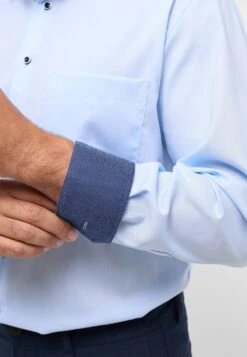 Eterna Pinpoint Comfort Fit - Overhemd - Hellblau 10 Eterna Pinpoint Comfort Fit - Overhemd - Hellblau -Jack and Jones Verkoopwinkel c25050550c754e38a0a0cdc3e18c7b2b