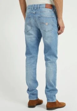 Guess Straight Leg Jeans - Himmelblau -Jack and Jones Verkoopwinkel c447bbc3ab8a46349d1b0000fb8b1ebc