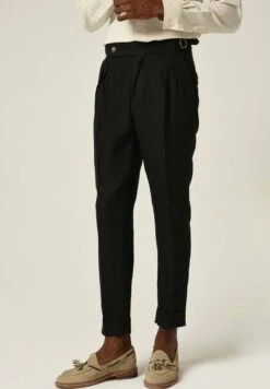 High Waist Pleated With Buckle Belt Detail - Chino - Black -Jack and Jones Verkoopwinkel c482367e74884afa95c67ae889e60ad7